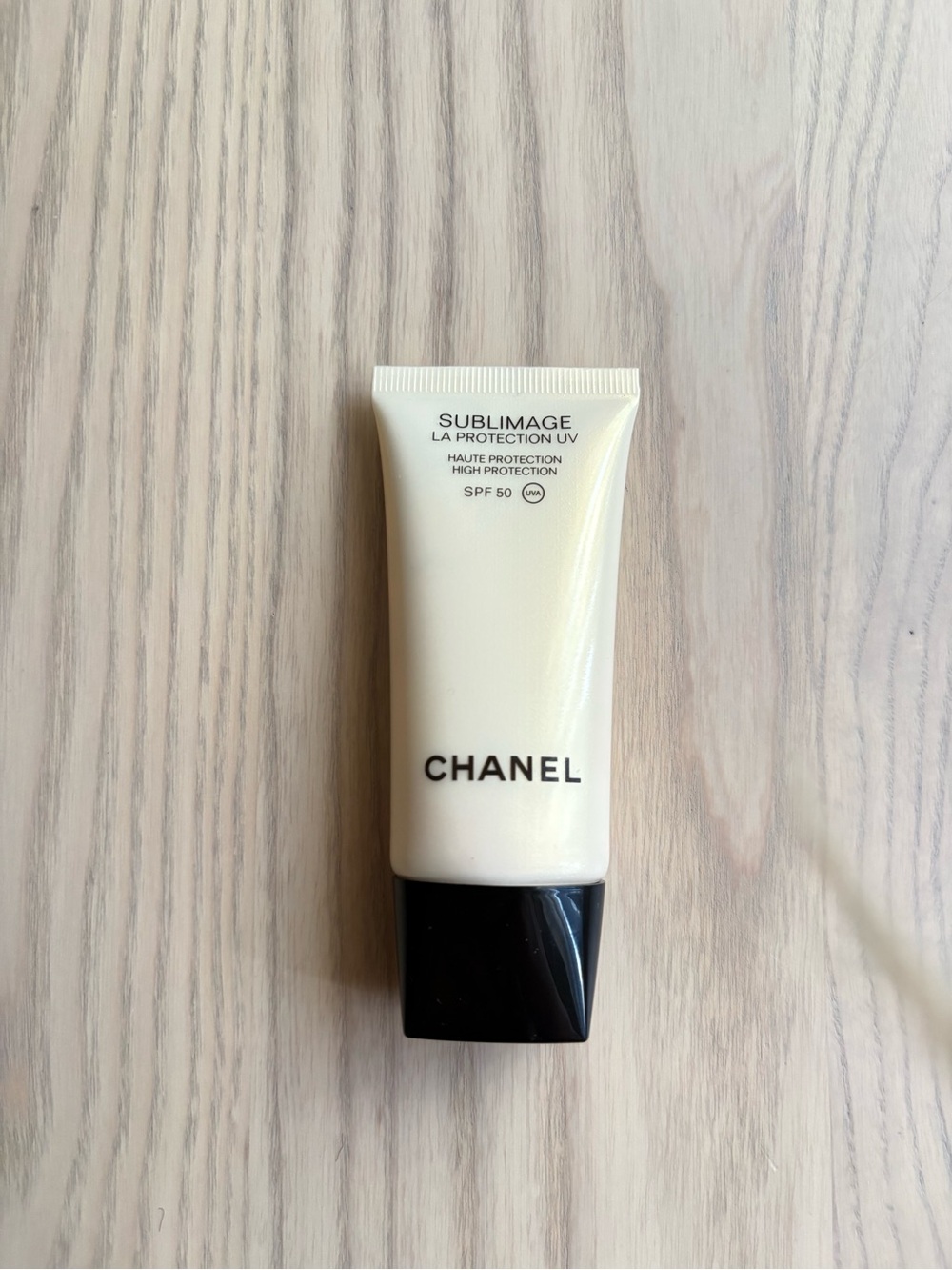 CHANEL Sublimage Primer Tube in Cream & Black